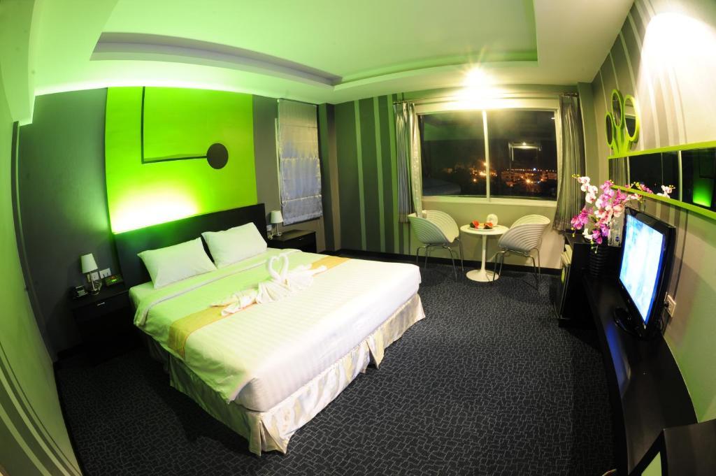 סופאן בורי Capital O 75514 Vasidtee City Hotel חדר תמונה